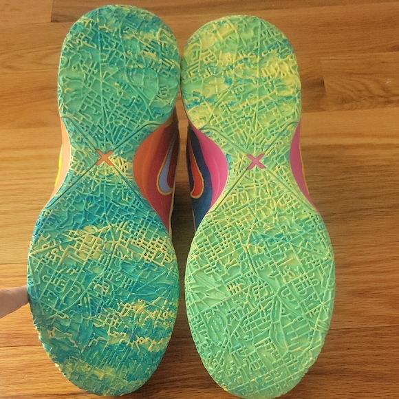 Nike Zoom LeBron NXXT Gen AMPD IPS - Picture 9 of 9